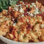 buffalo chicken mac and cheese - featured image